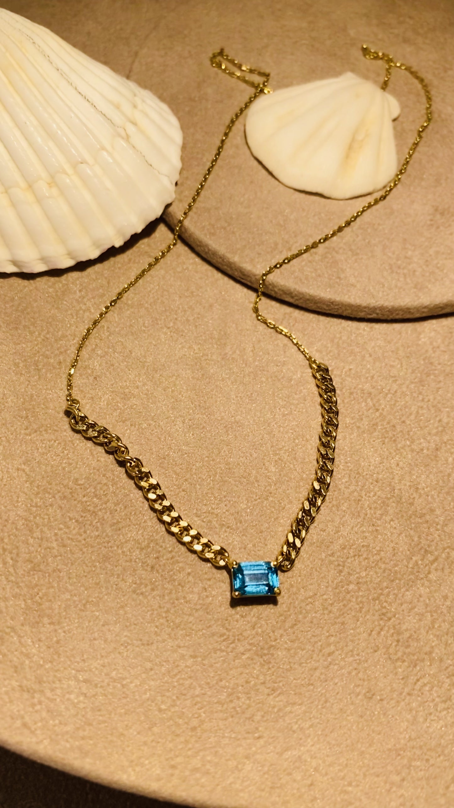 Solid 18K Gold Aquamarine Blue Necklace