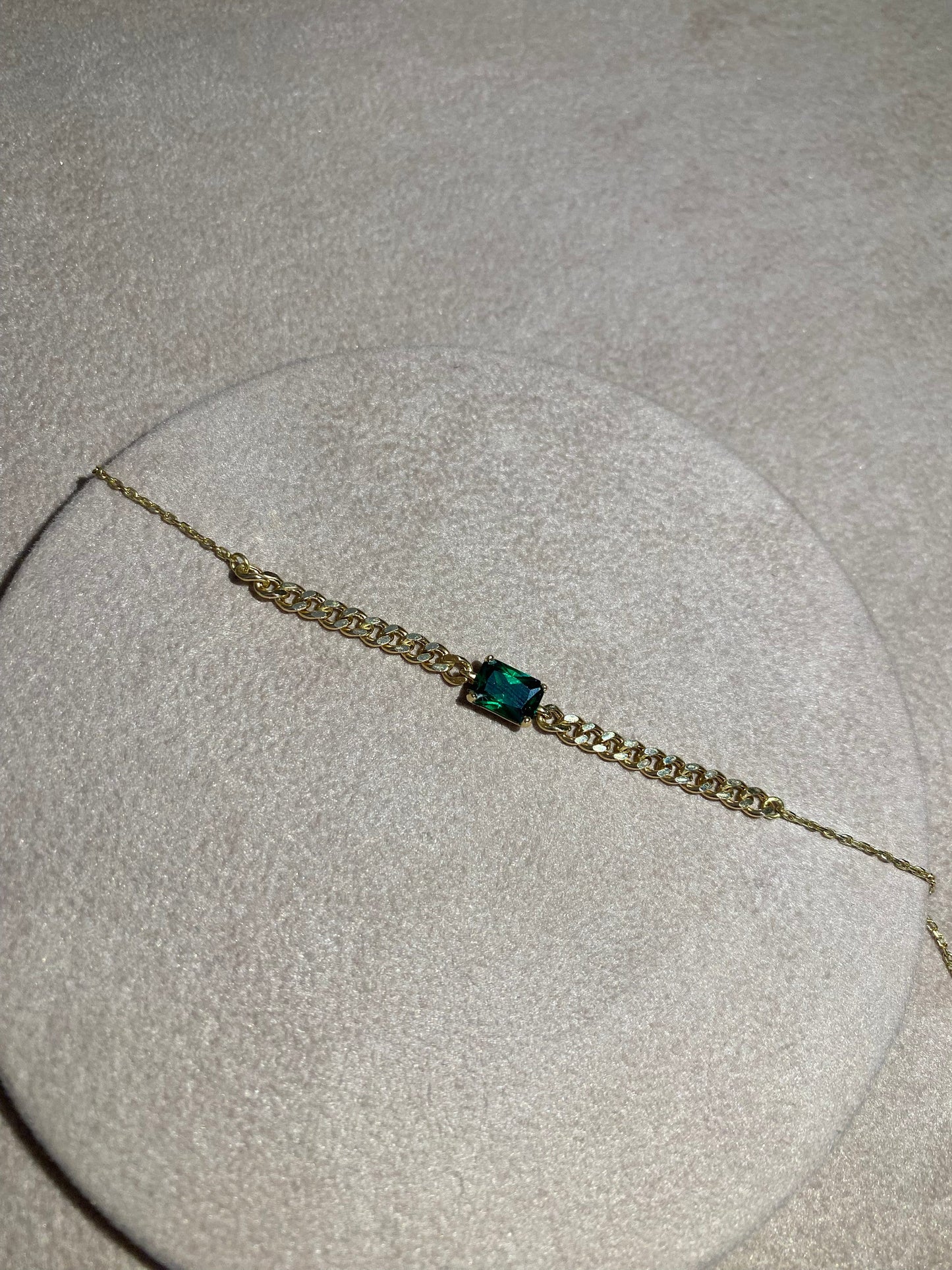 Solid 18K Gold Emerald Green Zirconia Bracelet